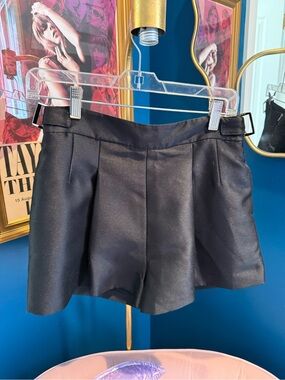 Endless Rose Black Pleated Shorts